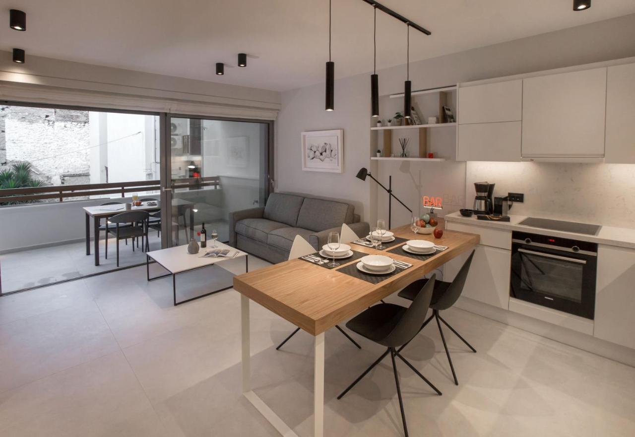 Acropolis Golden Suites By Ghh เอเธนส์ ภายนอก รูปภาพ